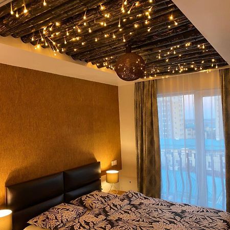 Sunny Deluxe Apartment Cosmopolis Stefanestii de Jos Bagian luar foto